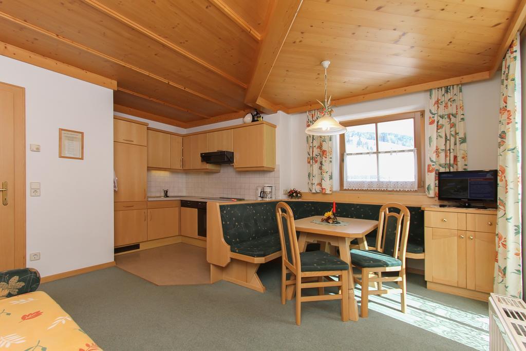Landhaus Gensbichler Saalbach-Hinterglemm Esterno foto
